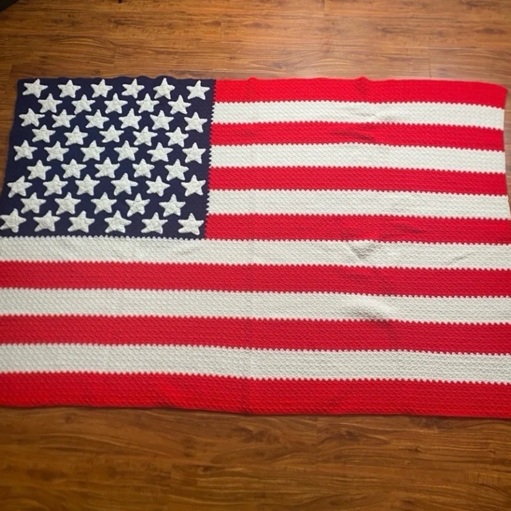 Vintage Handmade Red White Blue Yarn American Flag Crochet Afghan 69